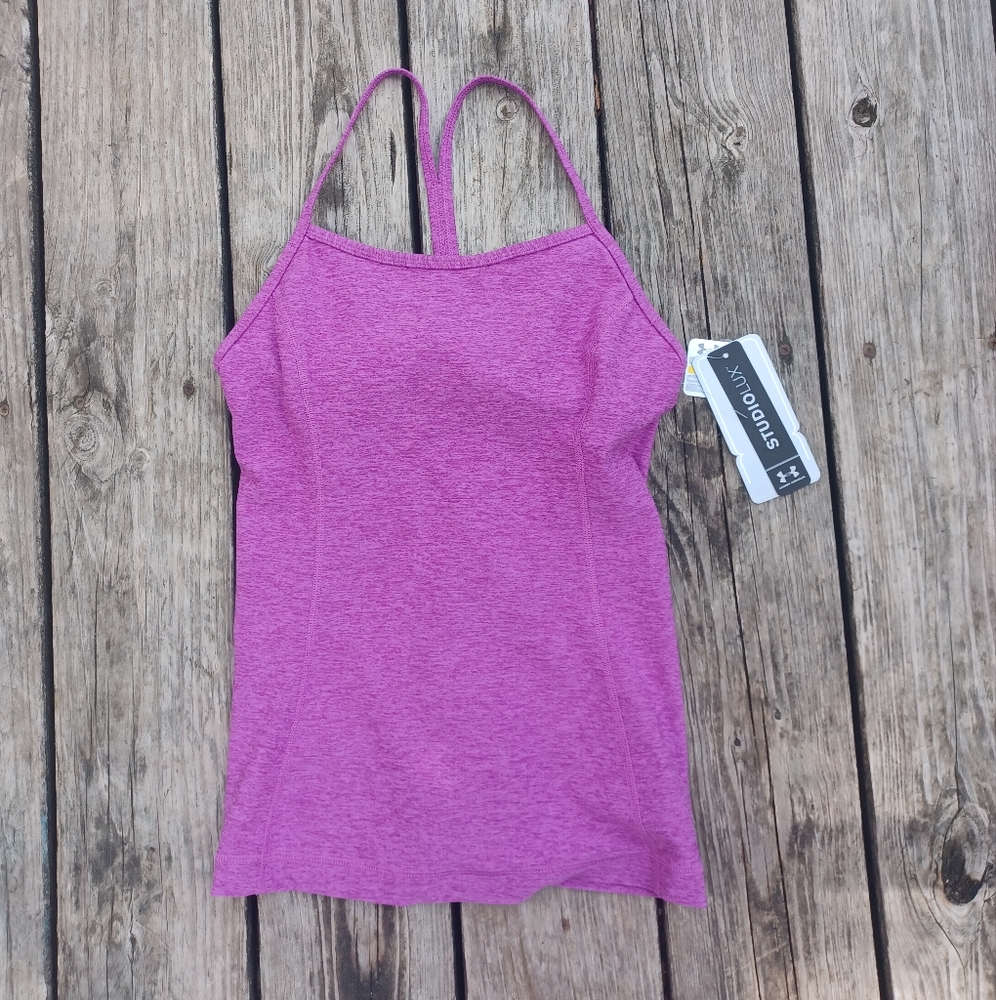 Under Armour StudioLux Women’s Fitted Tank Top Purple Small Athletic Training